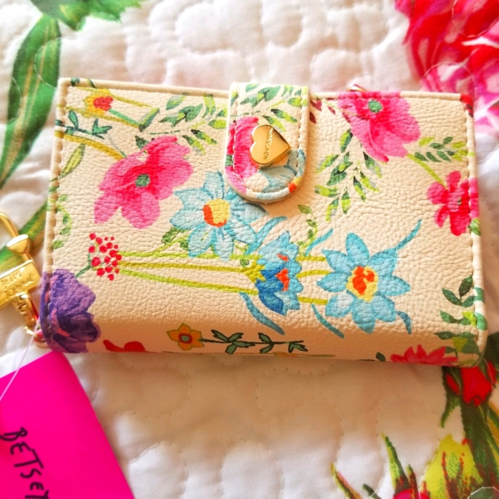 Nwt Betsey Johnson Floral Wallet